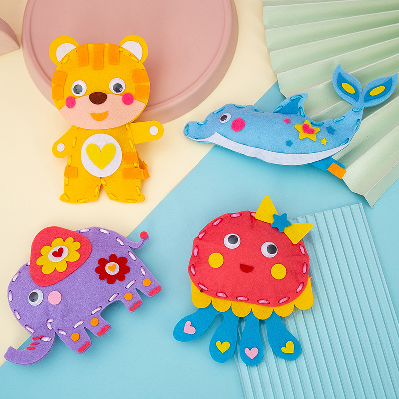 การ์ตูนสัตว์เย็บหัตถกรรมชุด DI - Textile Sewing Kit บทวิจารณ์และราคา