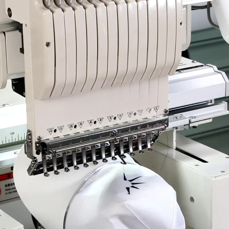 เครื่องเย็บปักถักร้อยด้วยคอมพิ - Sewing Machine In Textile บทวิจารณ์และราคา